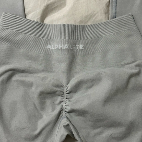 Alphalete Amplify Leggings - Picture 2 of 5
